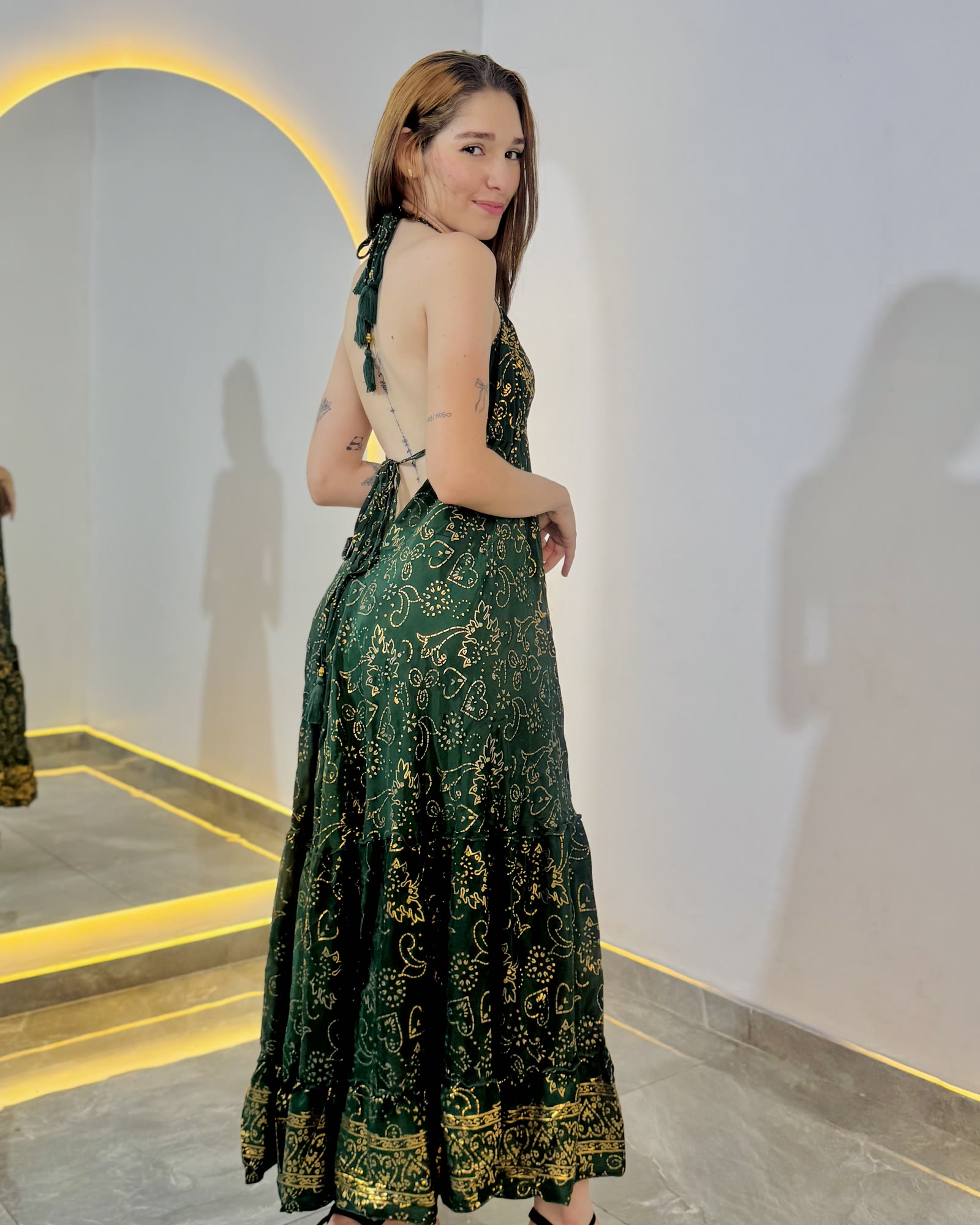 Vestido Indiano longo - Merida (com detalhes  dourados)